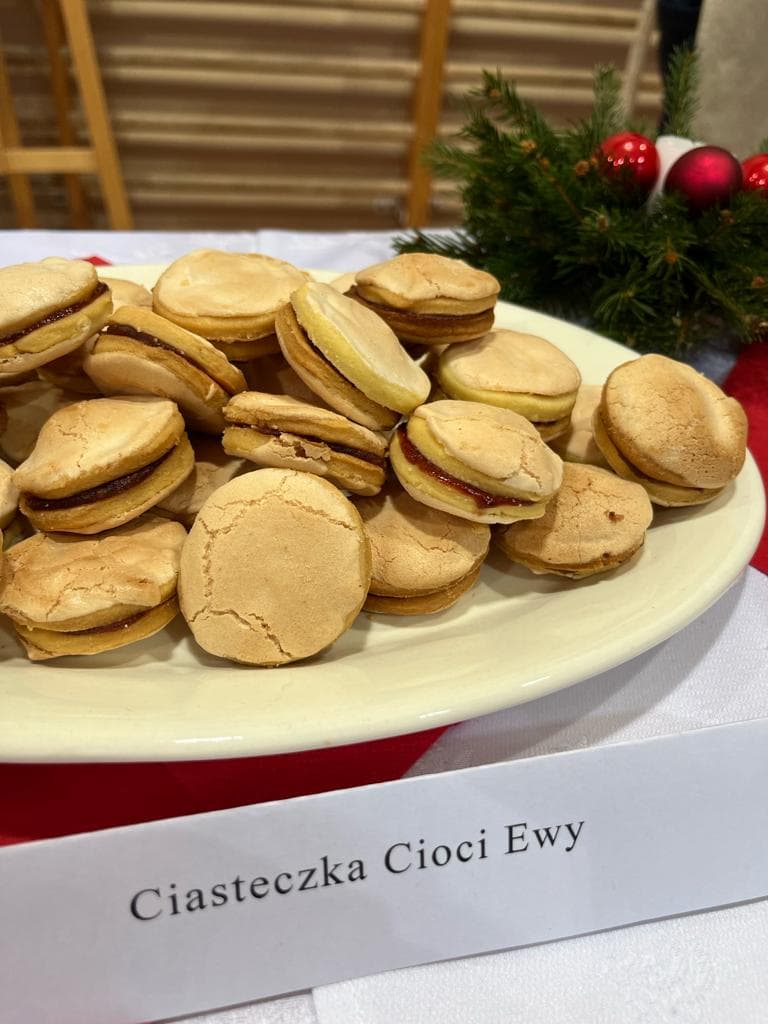 Świątecznych wspomnień czar… | Ciastka na talerzu.jpg